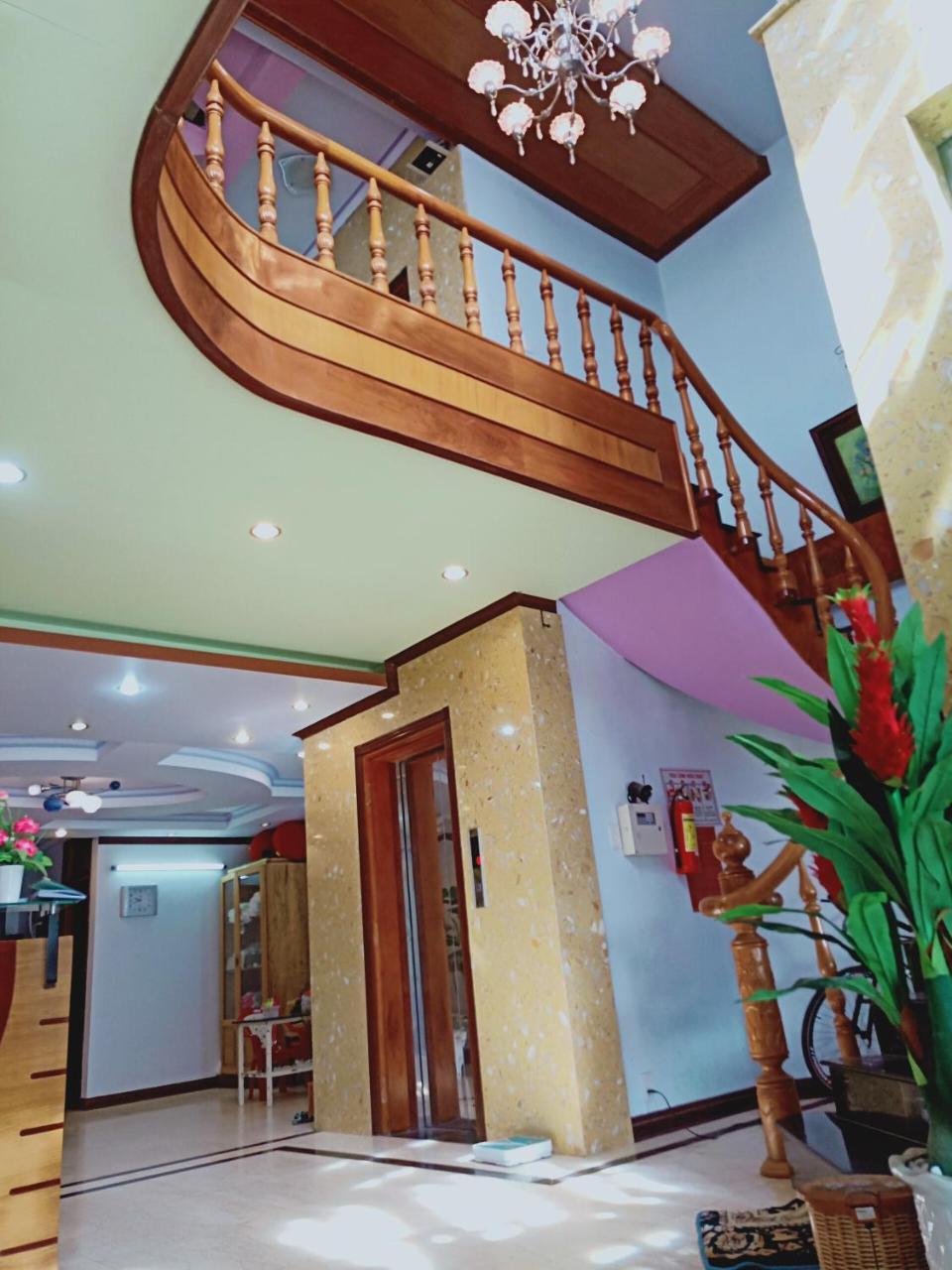 Hotel Khach San Nhu Yen Nha Trang Zewnętrze zdjęcie
